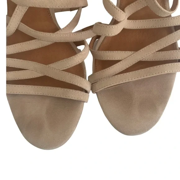 HALOGEN Block Heel Suede Zip Up Strappy Sandals Blush Tan Beige Summer Party - Picture 12 of 15